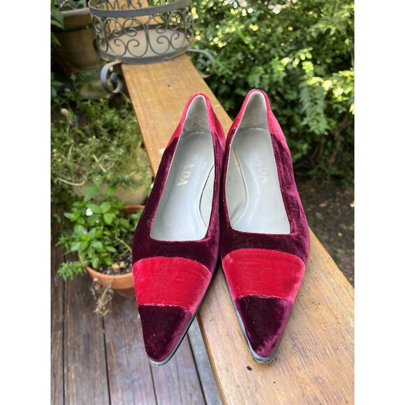 AUTH LUXURY PRADA PUMPS SHOES Slip On Evening BORDEAUX & RED VELVET US 7 EU 37 - Picture 4 of 12